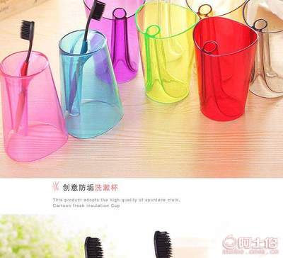 邁居創(chuàng)意二合一漱口杯 巧思設(shè)計(jì)，革新洗漱體驗(yàn)